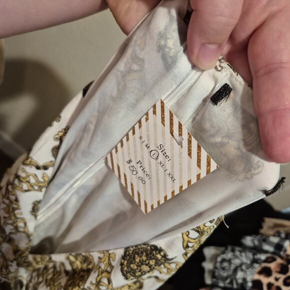 NWT Long Medallion High Low With Tie - Picture 2 of 5